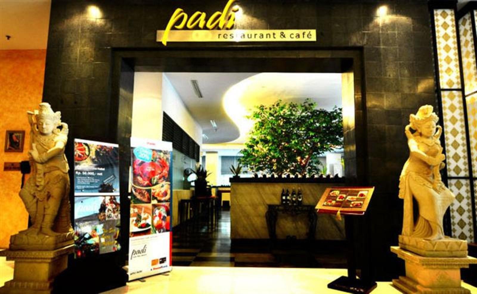 Puri Denpasar Джакарта Экстерьер фото